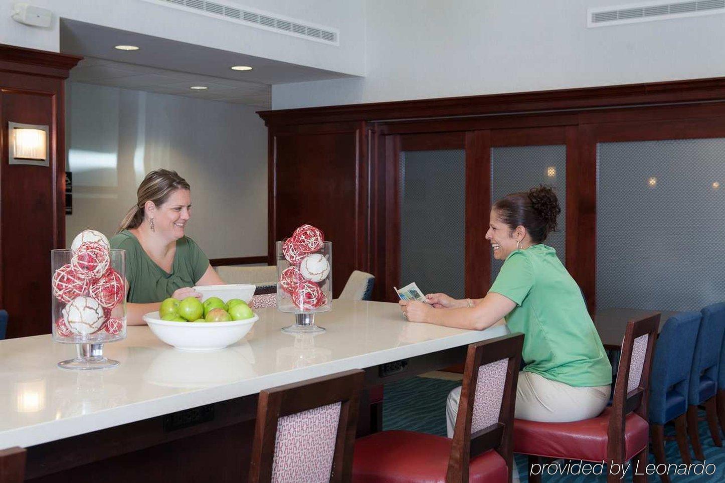 Hampton Inn & Suites Middletown Restaurace fotografie