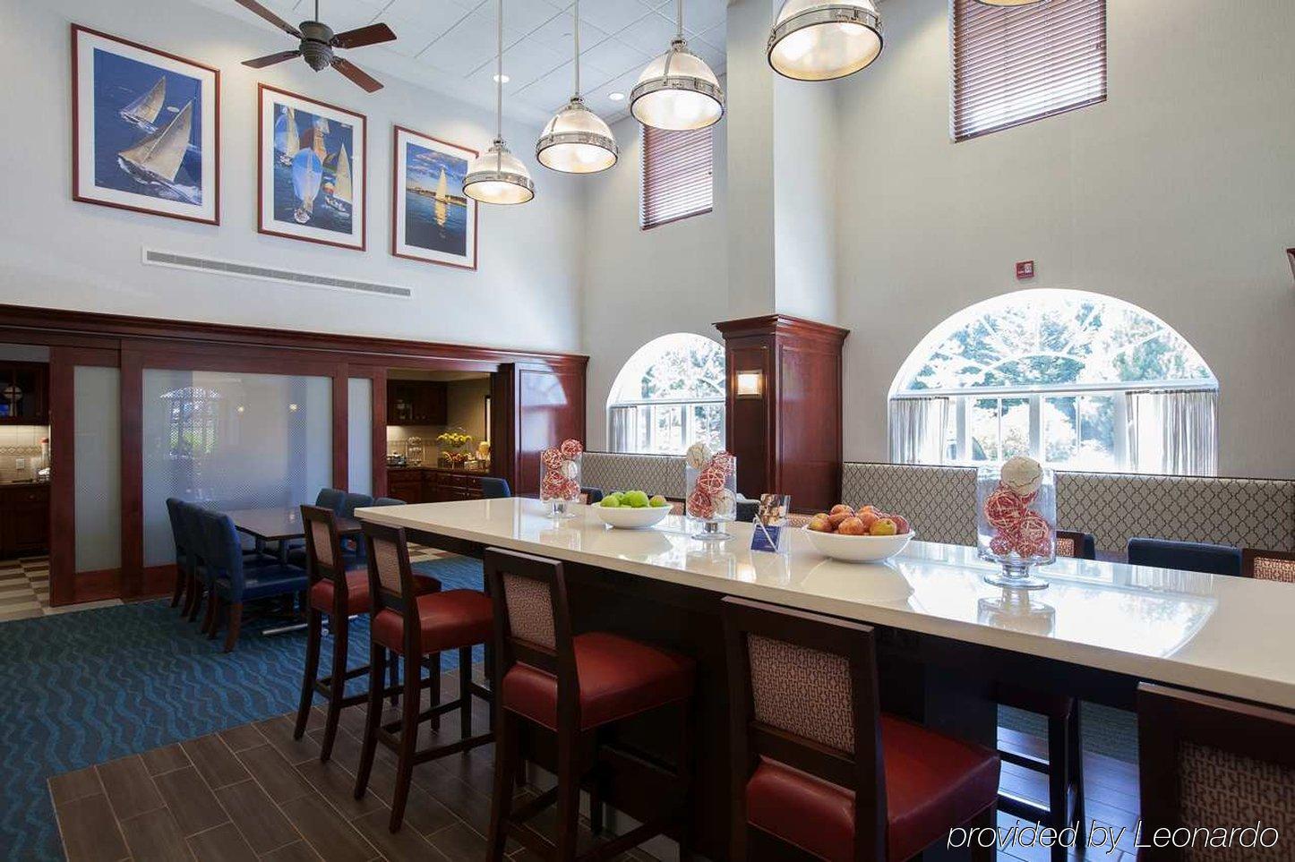 Hampton Inn & Suites Middletown Restaurace fotografie